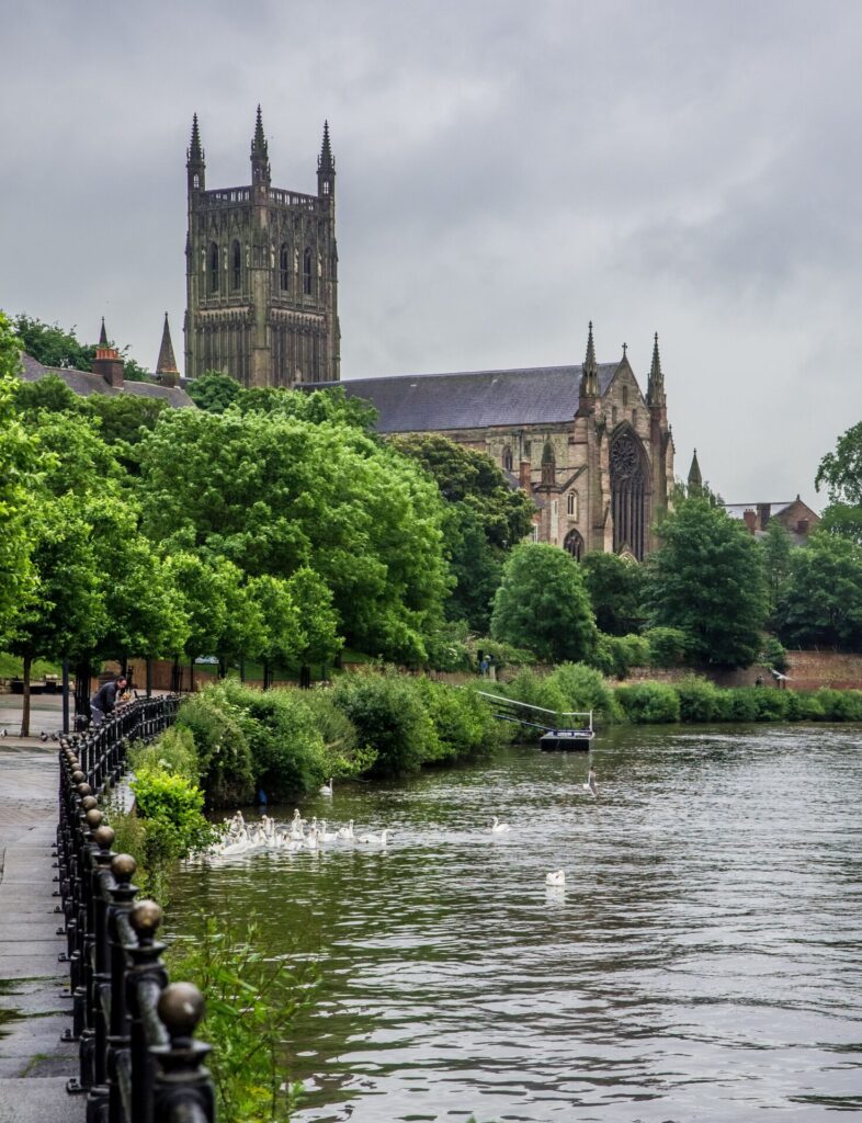 Worcester, Worcestershire Catherdral on the river severn